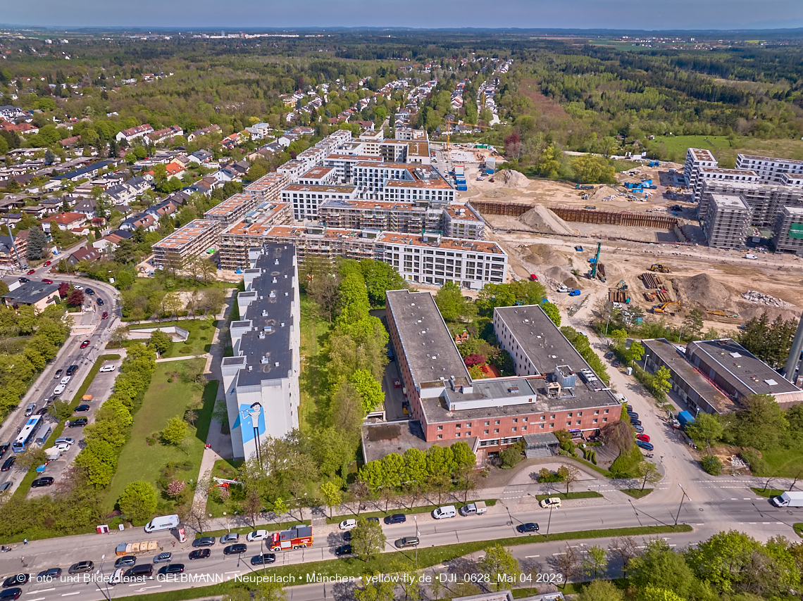 04.05.2023 - Luftbilder vom Alexisqaurtier und Pandion Verde in Neuperlach